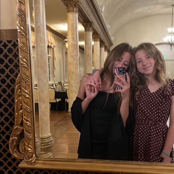 Meet your Posher, Harper - Picture 5 of 5